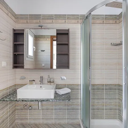 Отель Sea View 3*